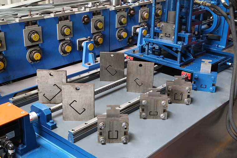 Stud and Track Roll Forming Machine Post Cutter