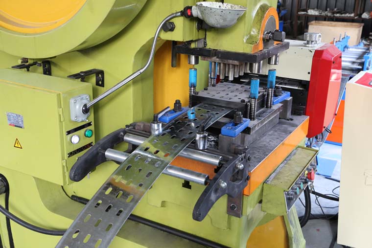 Solar Panel Frame Roll Forming Machine