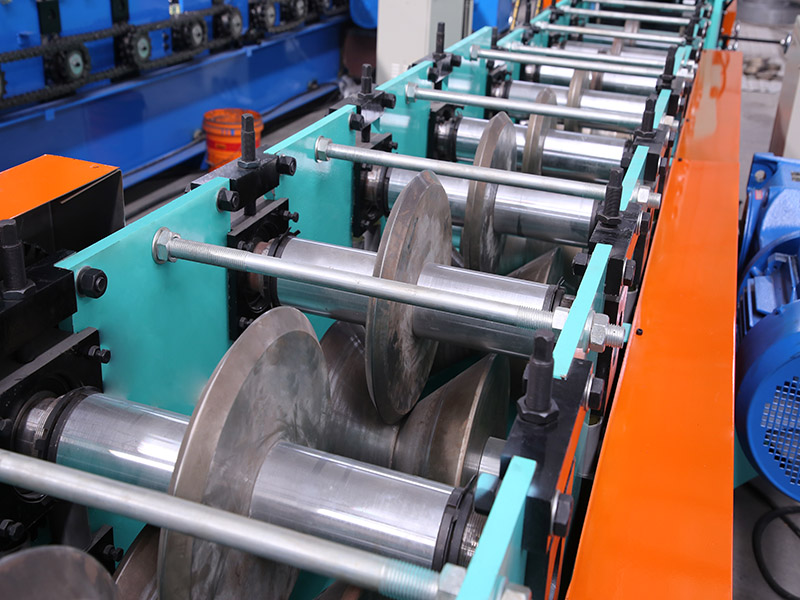 V angle bar roll forming machine