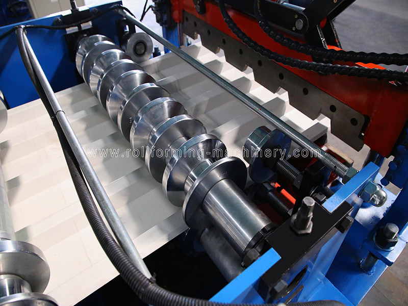 African Type IBR Roofing Panel Roll Forming Machine 