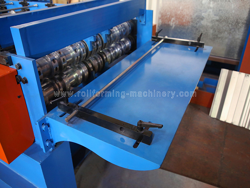 USA Type Meter Deck Roll Forming Machine